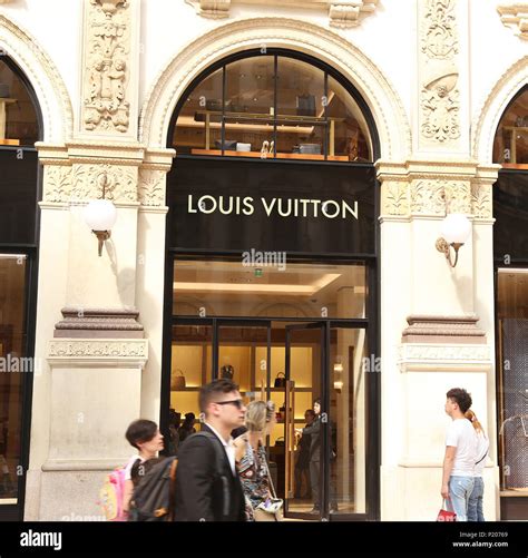 louis vuitton itsly|Louis Vuitton milan Italy locations.